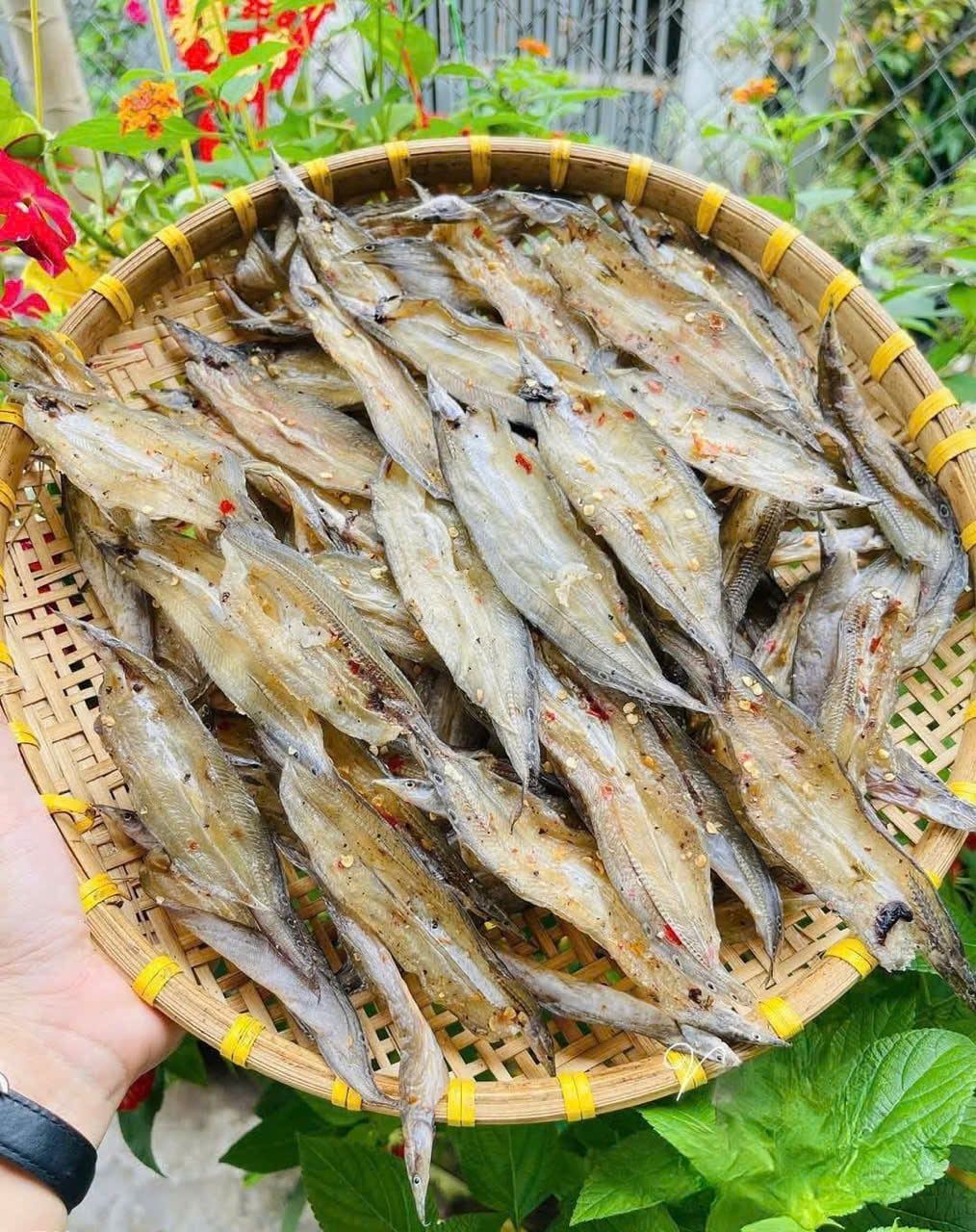 Khô Cá Chạch Đồng Xẻ Rút Xương