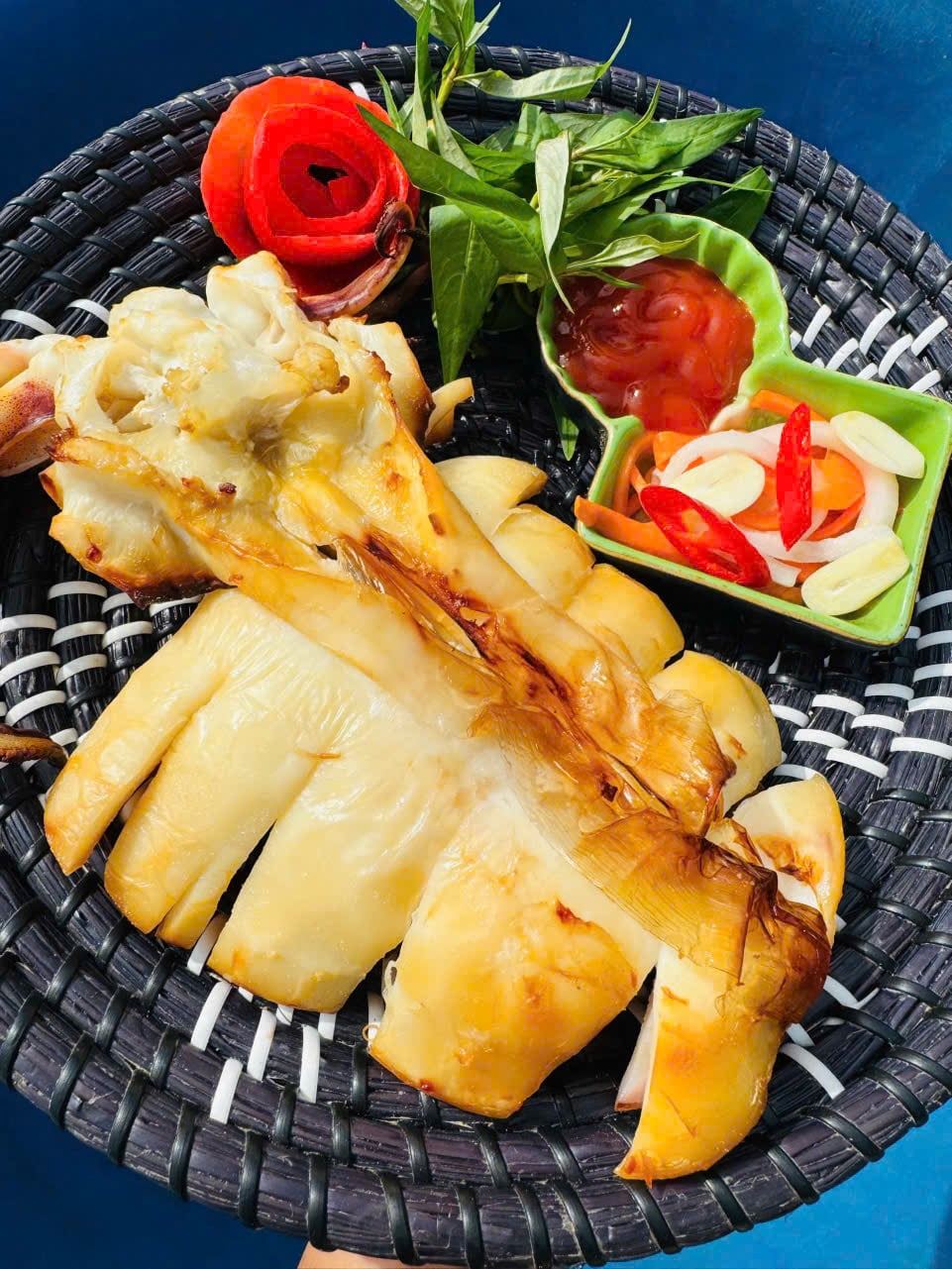 Mực Lá 2 Nắng Vip